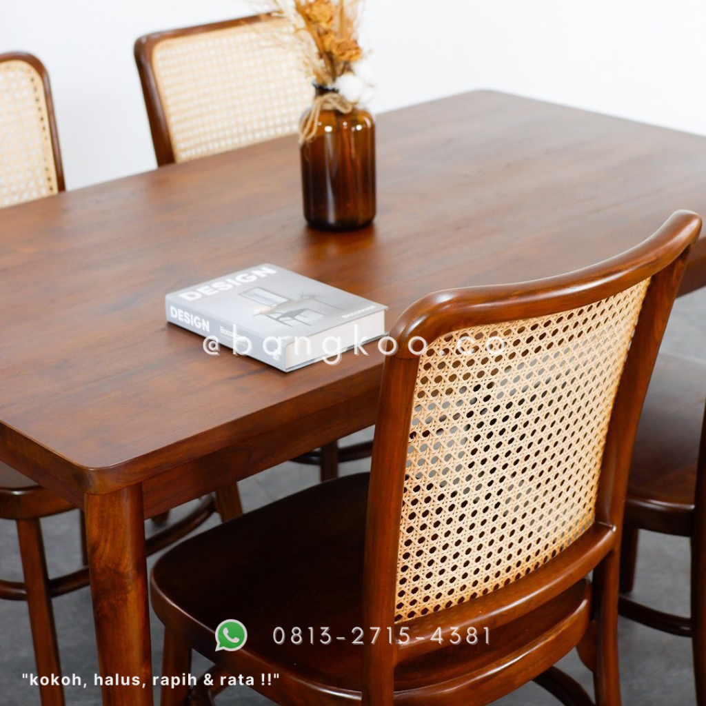 Meja Makan Jati Kevin