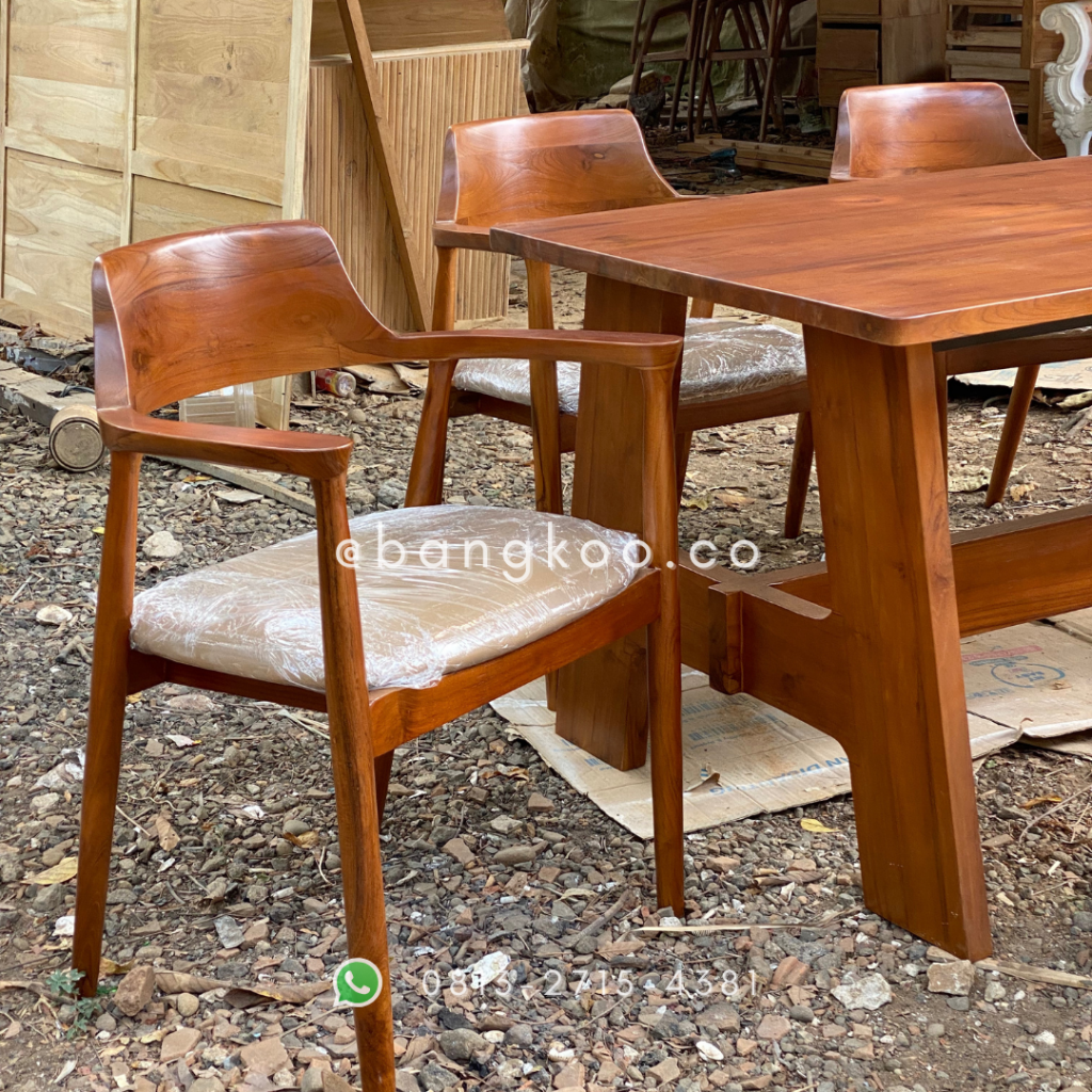 Meja Makan Jati Minimalis Modern